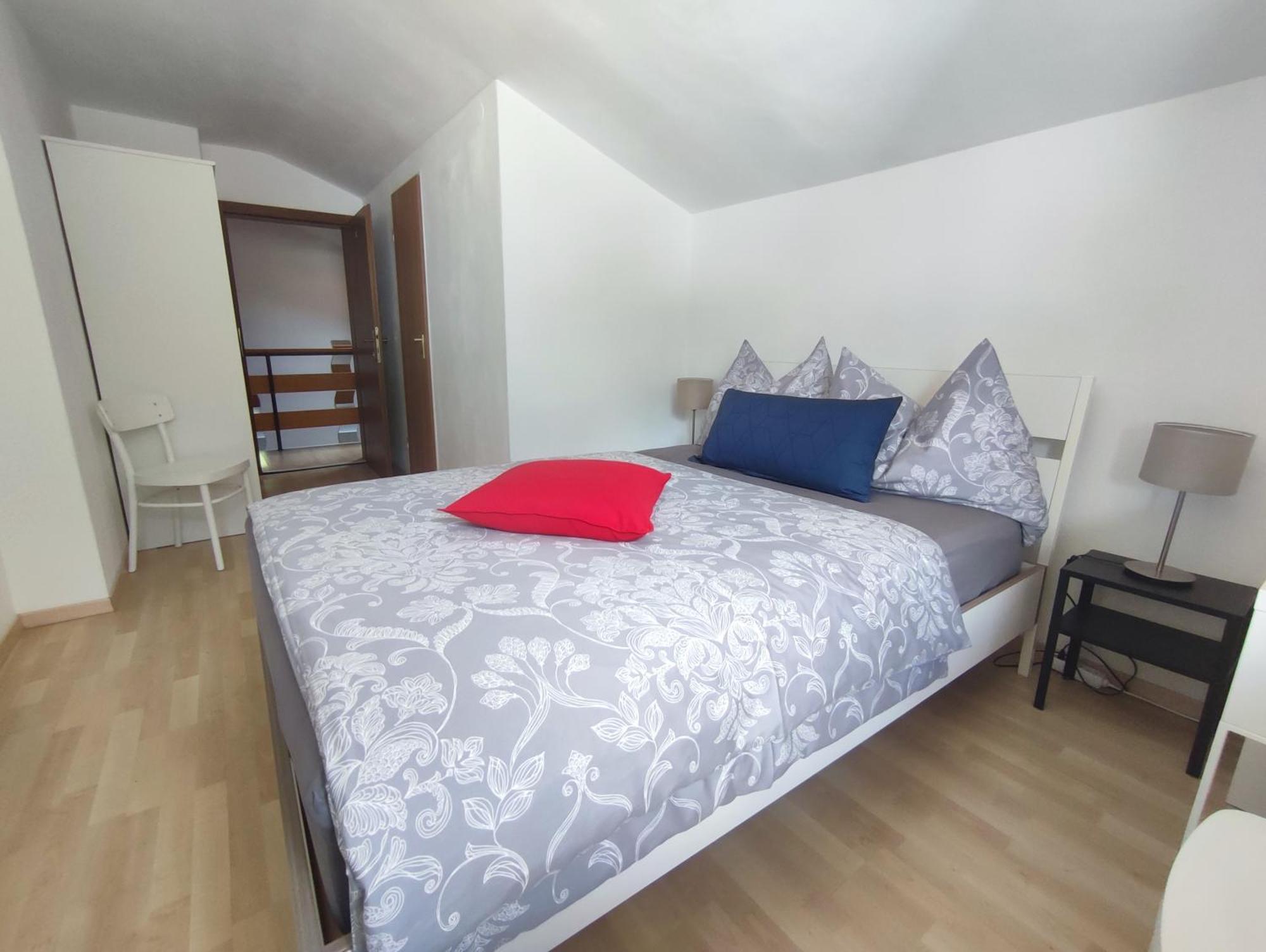 Alpendohle Apartments Innsbruck Room photo
